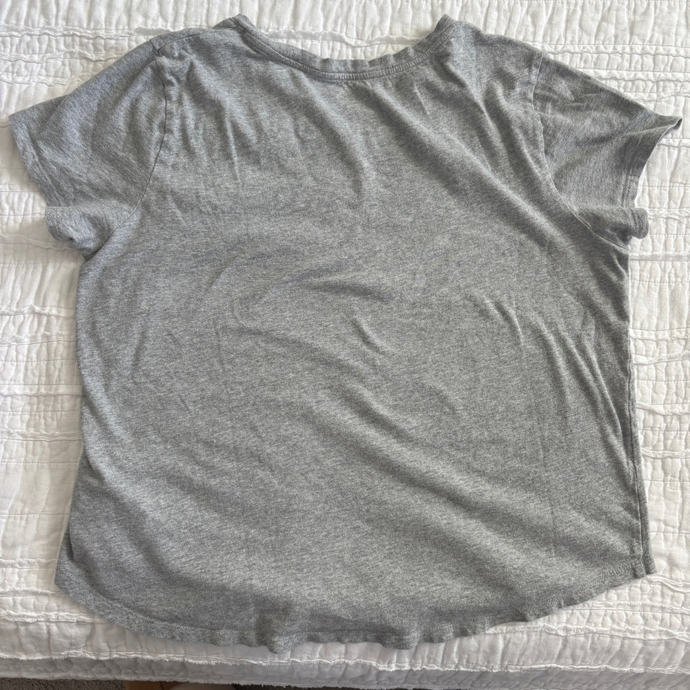 Old Navy Halloween Tee - Picture 4 of 4